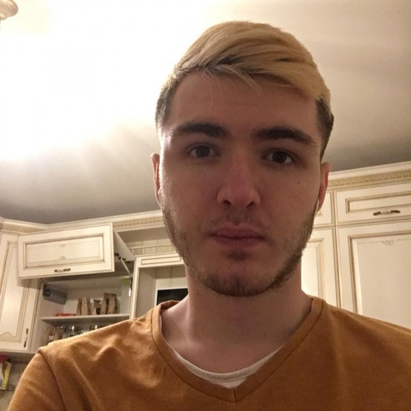 Интервью с игроком в Dota 2, рэпером и крутым комментатором - LIL SORRY Интервью с игроком в Dota 2, рэпером и крутым комментатором - LIL SORRY