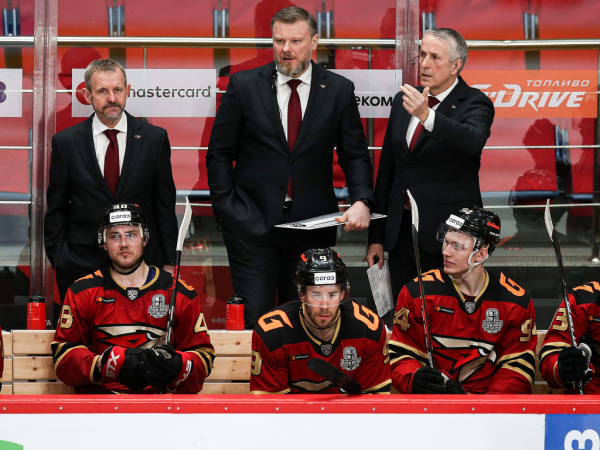 «После таких овертаймов на два года стареешь». Хартли, Шарипзянов и Толчинский после 2 матча 1/2 финала (ВИДЕО)
«После таких овертаймов на два года стареешь». Хартли, Шарипзянов и Толчинский после 2 матча 1/2 финала (ВИДЕО)