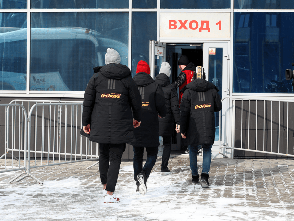 
        Ковальчук решает во втором овертайме! «Авангард» победил «Автомобилист» в четвёртом матче серии
      