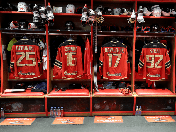 
        ПОДСЛУШАНО: старт плей-офф «Авангарда» | первый матч серии с «Автомобилистом» (ВИДЕО)
      