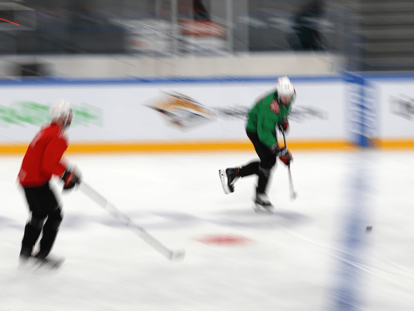 
        Бороться и проявлять характер | Алексей Емелин и Павел Дедунов перед третьей игрой серии с «Металлургом» (ВИДЕО+ФОТО)
      