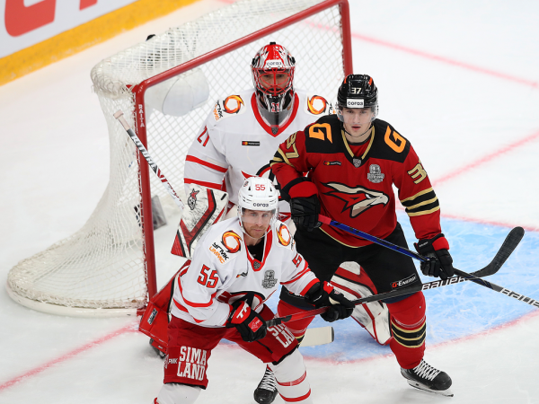 
        ПОДСЛУШАНО: старт плей-офф «Авангарда» | первый матч серии с «Автомобилистом» (ВИДЕО)
      