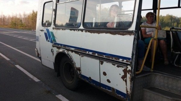 Омичка рассказала об экстремальном путешествии по области на автобусе «как после войны»