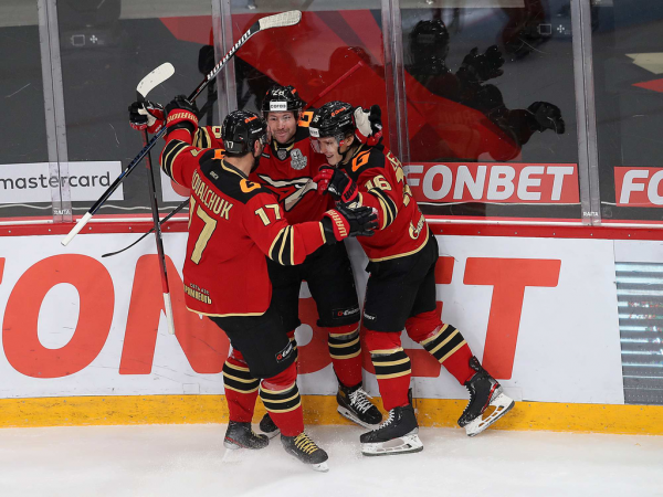 
        ПОДСЛУШАНО: старт плей-офф «Авангарда» | первый матч серии с «Автомобилистом» (ВИДЕО)
      