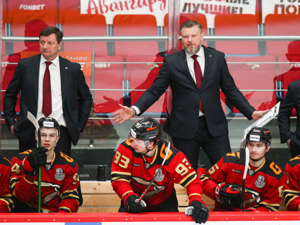 
        Прошли первый раунд плей-офф! «Авангард» победил «Автомобилист» в пятом матче серии
      