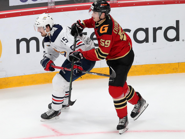 Хет-трик Найта выводит вперёд в серии! «Авангард» всухую победил «Магнитку» в пятом матче
Хет-трик Найта выводит вперёд в серии! «Авангард» всухую победил «Магнитку» в пятом матче