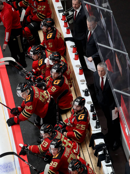 Толчинский приносит победу в овертайме! «Авангард» сравнял счёт в серии с «Магниткой»
Толчинский приносит победу в овертайме! «Авангард» сравнял счёт в серии с «Магниткой»