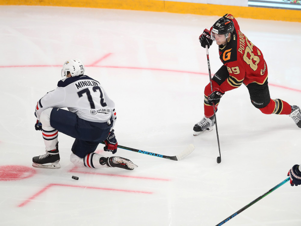 «После таких овертаймов на два года стареешь». Хартли, Шарипзянов и Толчинский после 2 матча 1/2 финала (ВИДЕО)
«После таких овертаймов на два года стареешь». Хартли, Шарипзянов и Толчинский после 2 матча 1/2 финала (ВИДЕО)