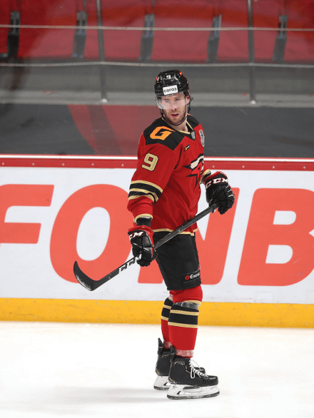 
        &laquo;Характер и спецбригады решили исход серии&raquo;. Хартли, Секач и Готовец после 5 матча 1/4 финала (ВИДЕО)
      