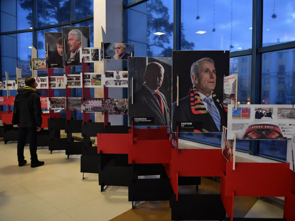 Хет-трик Найта выводит вперёд в серии! «Авангард» всухую победил «Магнитку» в пятом матче
Хет-трик Найта выводит вперёд в серии! «Авангард» всухую победил «Магнитку» в пятом матче