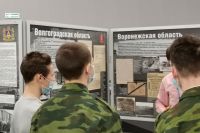 Бурков поручил разработать концепцию парка военной техники в Омске