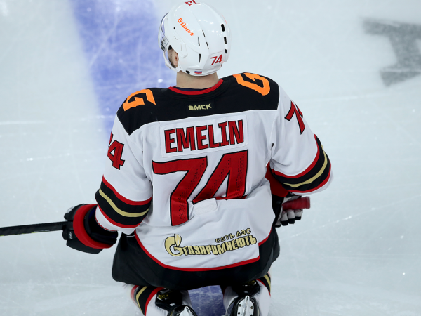 
        Ковальчук решает во втором овертайме! «Авангард» победил «Автомобилист» в четвёртом матче серии
      