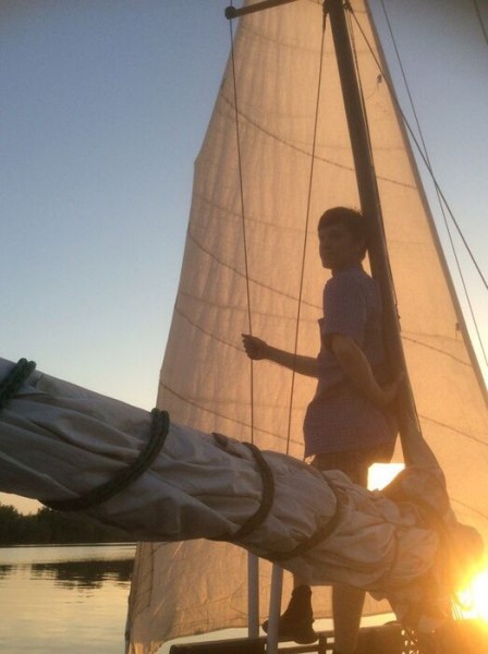 Он превращает воспоминания в творчество. Бывший актёр об авторстве