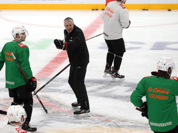 
        Бороться и проявлять характер | Алексей Емелин и Павел Дедунов перед третьей игрой серии с «Металлургом» (ВИДЕО+ФОТО)
      