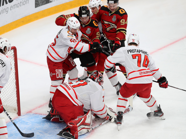 
        ПОДСЛУШАНО: старт плей-офф «Авангарда» | первый матч серии с «Автомобилистом» (ВИДЕО)
      