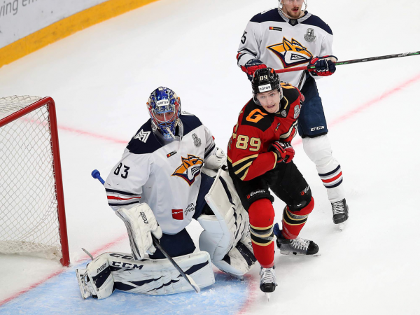 «После таких овертаймов на два года стареешь». Хартли, Шарипзянов и Толчинский после 2 матча 1/2 финала (ВИДЕО)
«После таких овертаймов на два года стареешь». Хартли, Шарипзянов и Толчинский после 2 матча 1/2 финала (ВИДЕО)