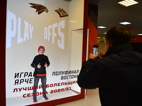 Хет-трик Найта выводит вперёд в серии! «Авангард» всухую победил «Магнитку» в пятом матче
Хет-трик Найта выводит вперёд в серии! «Авангард» всухую победил «Магнитку» в пятом матче