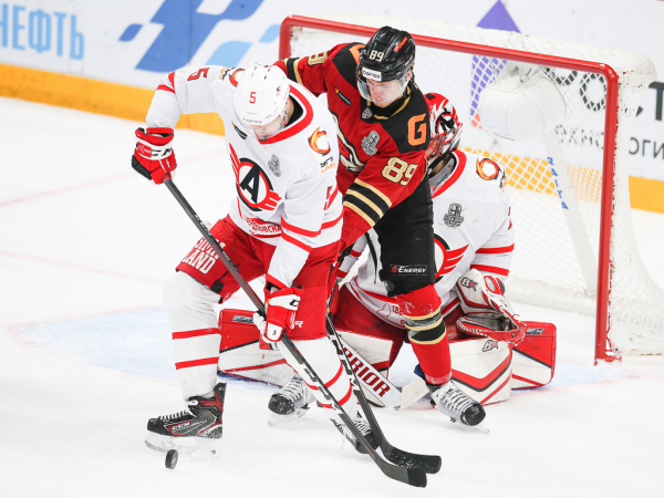 
        Прошли первый раунд плей-офф! «Авангард» победил «Автомобилист» в пятом матче серии
      