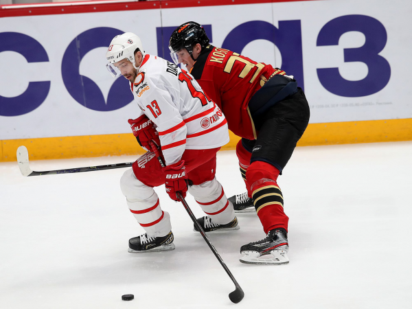 
        ПОДСЛУШАНО: старт плей-офф «Авангарда» | первый матч серии с «Автомобилистом» (ВИДЕО)
      