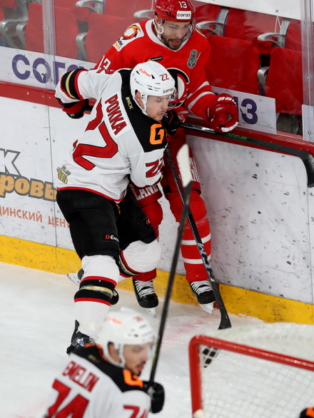 
        Ковальчук решает во втором овертайме! «Авангард» победил «Автомобилист» в четвёртом матче серии
      