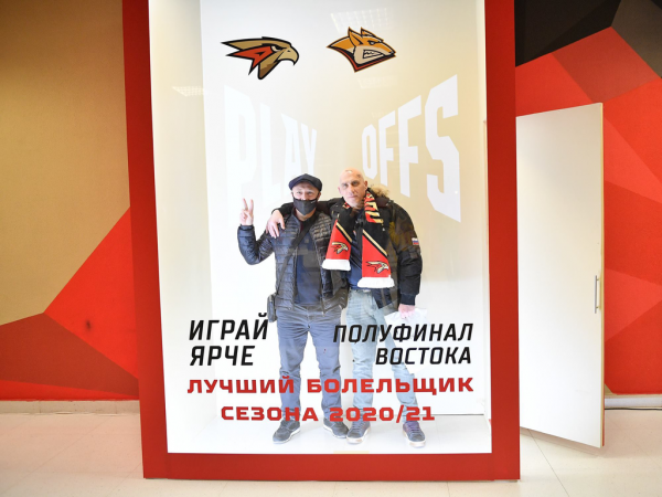 Хет-трик Найта выводит вперёд в серии! «Авангард» всухую победил «Магнитку» в пятом матче
Хет-трик Найта выводит вперёд в серии! «Авангард» всухую победил «Магнитку» в пятом матче