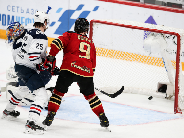 Толчинский приносит победу в овертайме! «Авангард» сравнял счёт в серии с «Магниткой»
Толчинский приносит победу в овертайме! «Авангард» сравнял счёт в серии с «Магниткой»