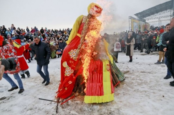 Из-за коронавируса в омских парках не будут проводить гулянья на Масленицу