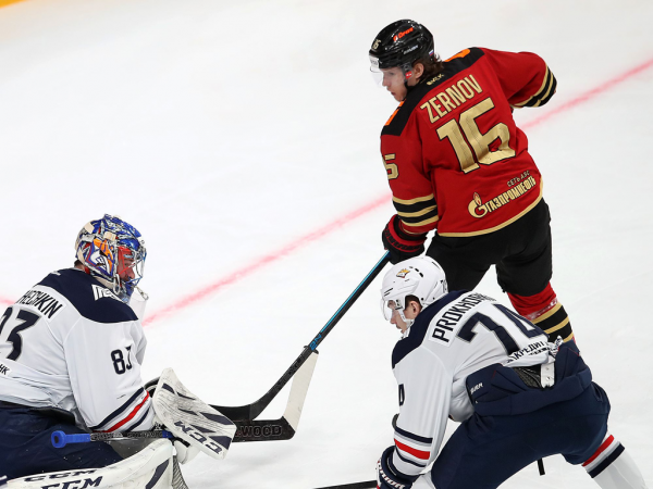 «После таких овертаймов на два года стареешь». Хартли, Шарипзянов и Толчинский после 2 матча 1/2 финала (ВИДЕО)
«После таких овертаймов на два года стареешь». Хартли, Шарипзянов и Толчинский после 2 матча 1/2 финала (ВИДЕО)