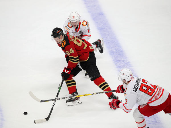 
        ПОДСЛУШАНО: старт плей-офф «Авангарда» | первый матч серии с «Автомобилистом» (ВИДЕО)
      