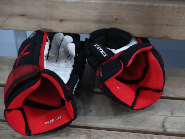 
        Бороться и проявлять характер | Алексей Емелин и Павел Дедунов перед третьей игрой серии с «Металлургом» (ВИДЕО+ФОТО)
      