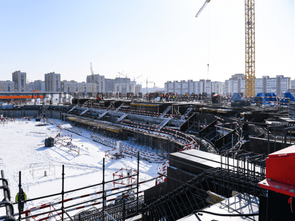 
        Смотрим на ледовое поле «Арены Омск» с уровня третьего этажа! (ВИДЕО+ФОТО)
      