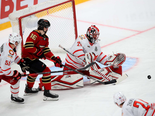 
        ПОДСЛУШАНО: старт плей-офф «Авангарда» | первый матч серии с «Автомобилистом» (ВИДЕО)
      