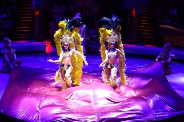 Шоу  Гии Эрадзе «Песчаная сказка» остаётся в омском цирке до конца апреля