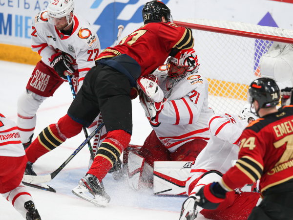 
        ПОДСЛУШАНО: старт плей-офф «Авангарда» | первый матч серии с «Автомобилистом» (ВИДЕО)
      