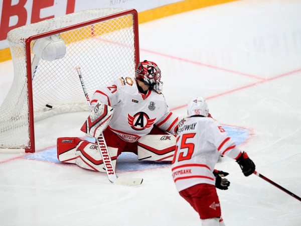 
        Прошли первый раунд плей-офф! «Авангард» победил «Автомобилист» в пятом матче серии
      