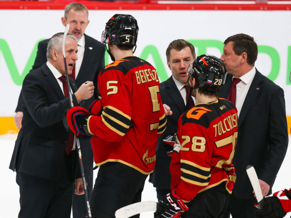 
        Прошли первый раунд плей-офф! «Авангард» победил «Автомобилист» в пятом матче серии
      