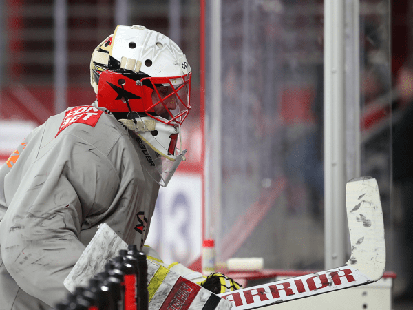 
        Заряжены на четвёртый матч | Алексей Емелин и Боб Хартли перед игрой (ВИДЕО+ФОТО)
      