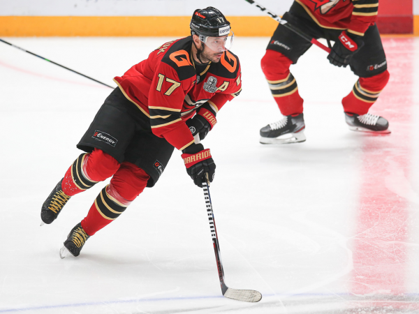 
        ПОДСЛУШАНО: старт плей-офф «Авангарда» | первый матч серии с «Автомобилистом» (ВИДЕО)
      