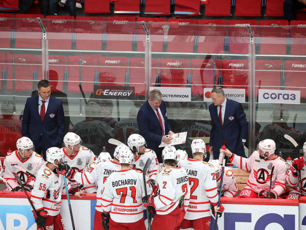 
        ПОДСЛУШАНО: старт плей-офф «Авангарда» | первый матч серии с «Автомобилистом» (ВИДЕО)
      