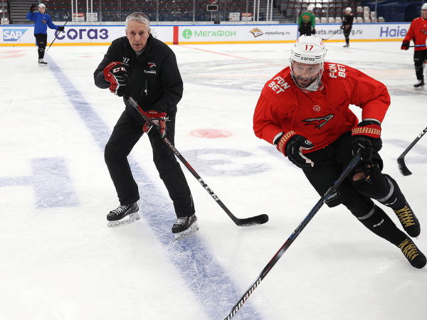 
        Бороться и проявлять характер | Алексей Емелин и Павел Дедунов перед третьей игрой серии с «Металлургом» (ВИДЕО+ФОТО)
      