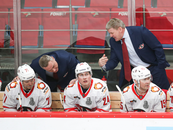 
        ПОДСЛУШАНО: старт плей-офф «Авангарда» | первый матч серии с «Автомобилистом» (ВИДЕО)
      