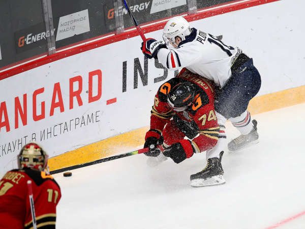 «После таких овертаймов на два года стареешь». Хартли, Шарипзянов и Толчинский после 2 матча 1/2 финала (ВИДЕО)
«После таких овертаймов на два года стареешь». Хартли, Шарипзянов и Толчинский после 2 матча 1/2 финала (ВИДЕО)