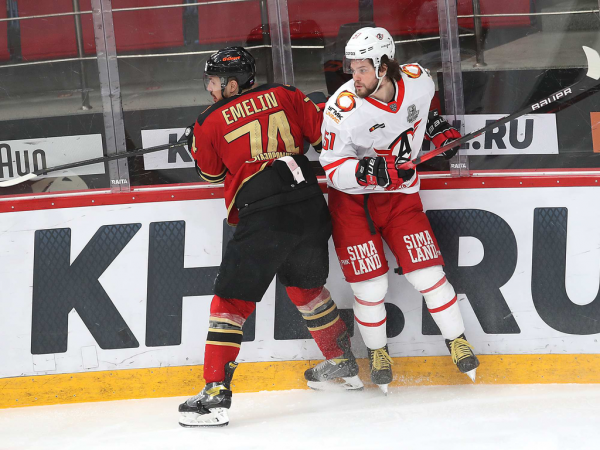 
        Прошли первый раунд плей-офф! «Авангард» победил «Автомобилист» в пятом матче серии
      