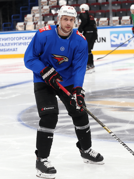 
        Бороться и проявлять характер | Алексей Емелин и Павел Дедунов перед третьей игрой серии с «Металлургом» (ВИДЕО+ФОТО)
      