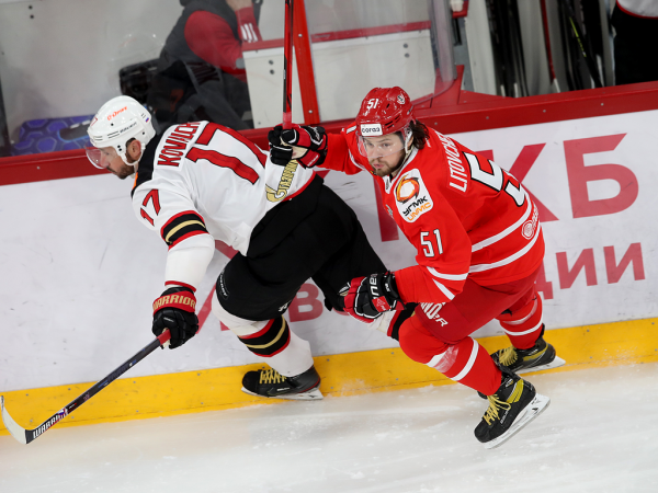 
        Ковальчук решает во втором овертайме! «Авангард» победил «Автомобилист» в четвёртом матче серии
      