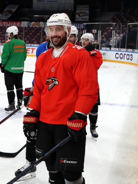 
        Бороться и проявлять характер | Алексей Емелин и Павел Дедунов перед третьей игрой серии с «Металлургом» (ВИДЕО+ФОТО)
      