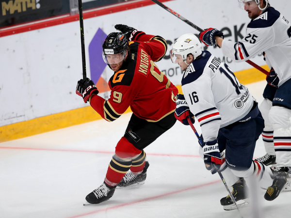 Толчинский приносит победу в овертайме! «Авангард» сравнял счёт в серии с «Магниткой»
Толчинский приносит победу в овертайме! «Авангард» сравнял счёт в серии с «Магниткой»