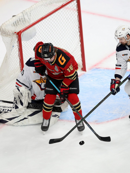 «После таких овертаймов на два года стареешь». Хартли, Шарипзянов и Толчинский после 2 матча 1/2 финала (ВИДЕО)
«После таких овертаймов на два года стареешь». Хартли, Шарипзянов и Толчинский после 2 матча 1/2 финала (ВИДЕО)