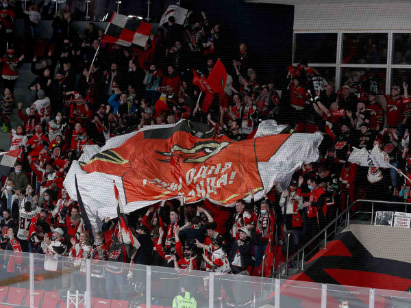 Толчинский приносит победу в овертайме! «Авангард» сравнял счёт в серии с «Магниткой»
Толчинский приносит победу в овертайме! «Авангард» сравнял счёт в серии с «Магниткой»