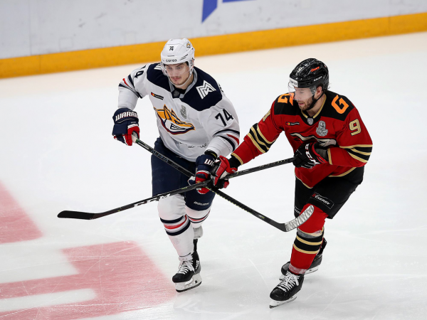 «После таких овертаймов на два года стареешь». Хартли, Шарипзянов и Толчинский после 2 матча 1/2 финала (ВИДЕО)
«После таких овертаймов на два года стареешь». Хартли, Шарипзянов и Толчинский после 2 матча 1/2 финала (ВИДЕО)